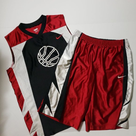 nike 2 piece set